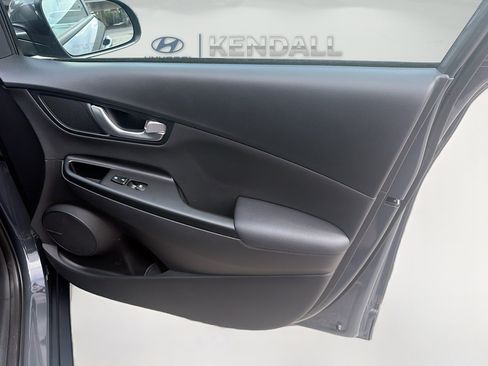 Used 2023 Hyundai Kona Limited w/ Cargo Package FWD image 31