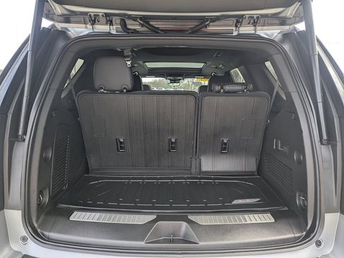 Used 2025 GMC Yukon AT4 w/ AT4 Premium Package image 25