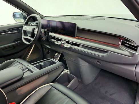 Used 2024 Kia EV9 GT-Line AWD/4WD image 27