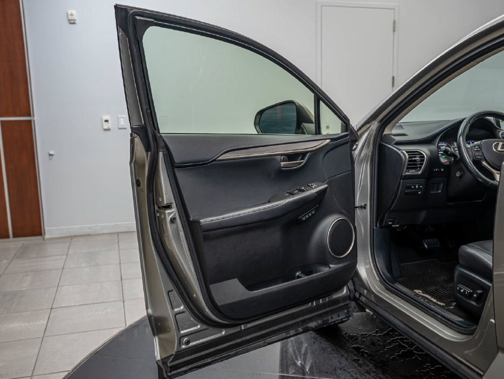 Used 2015 Lexus NX 300h AWD w/ Luxury Package image 25