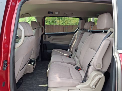 Used 2022 Honda Odyssey EX image 10