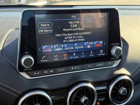 Used 2023 Nissan Sentra SV image 16