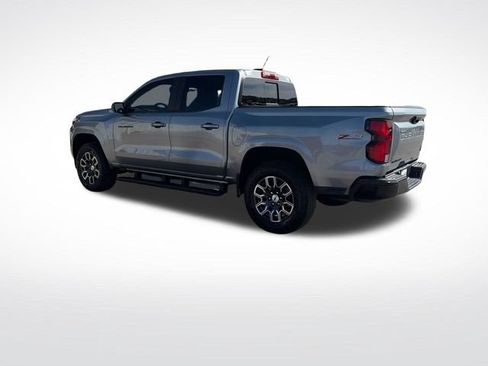 Used 2023 Chevrolet Colorado Z71 w/ Z71 Convenience Package 2 AWD/4WD image 5