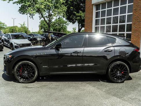 Used 2021 Maserati Levante S GranSport AWD/4WD image 39