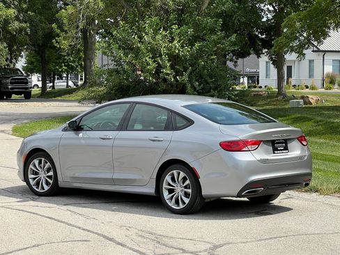 Used 2015 Chrysler 200 S w/ Comfort Group AWD/4WD image 3