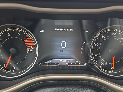Used 2016 Jeep Cherokee Limited FWD image 7