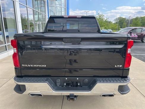Used 2020 Chevrolet Silverado 1500 LTZ w/ LTZ Plus Package AWD/4WD image 11
