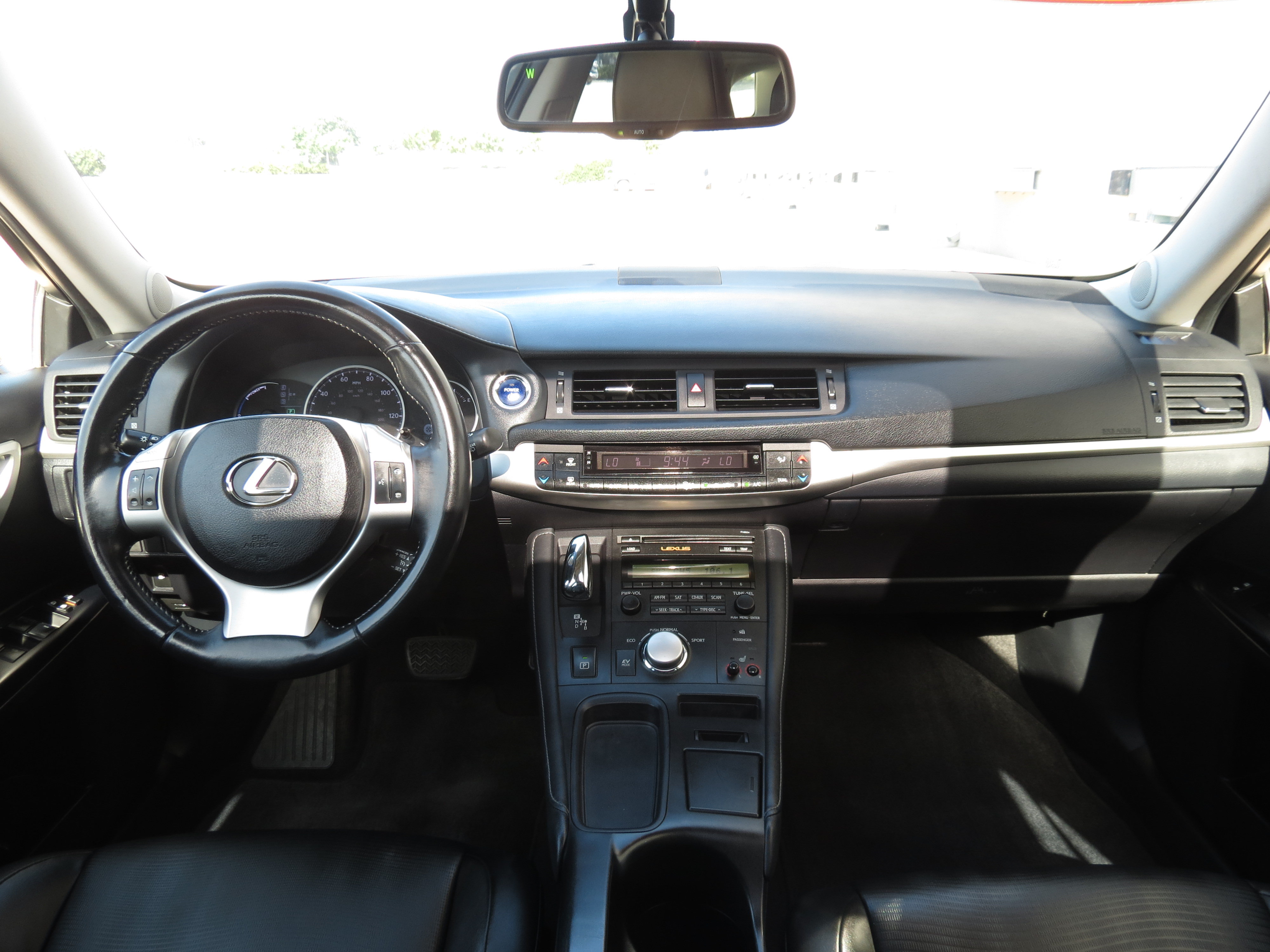 Used 2011 Lexus CT 200h Premium w/ Premium Audio Pkg FWD image 11