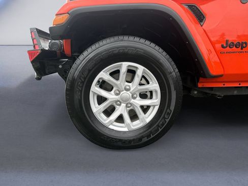 Used 2023 Jeep Gladiator Sport AWD/4WD image 10