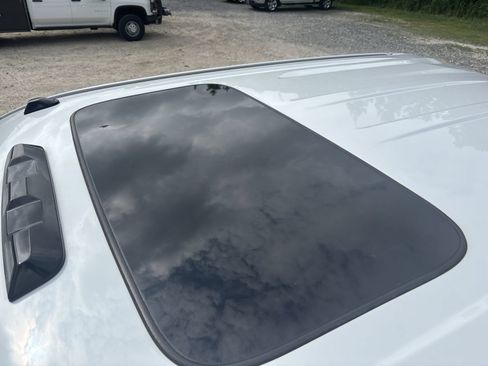 Used 2024 Chevrolet Silverado 2500 High Country w/ High Country Premium Package AWD/4WD image 21
