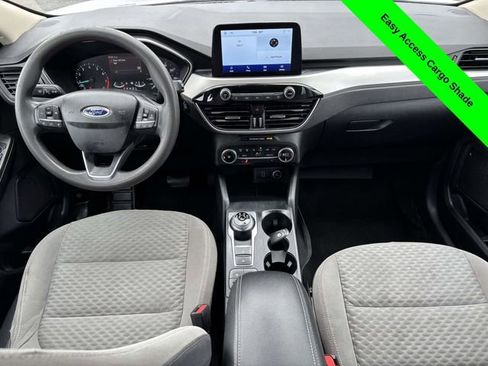 Used 2020 Ford Escape SE image 25