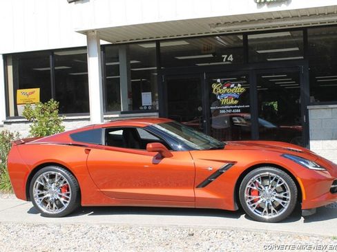 Used 2015 Chevrolet Corvette Stingray Coupe w/ 3LT Preferred Equipment Group RWD image 18