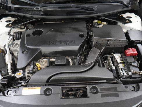 Used 2016 Nissan Altima 2.5 SV w/ Convenience Package FWD image 28