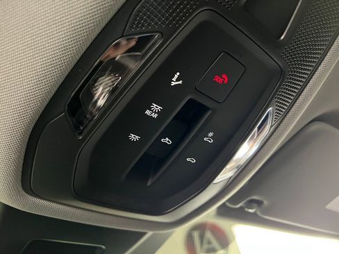 New 2025 Audi Q5 Prestige image 28