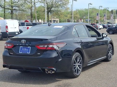 Used 2024 Toyota Camry SE FWD image 6
