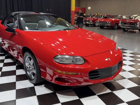 Used 1998 Chevrolet Camaro Z28 w/ Preferred Equipment Group 2 image 5