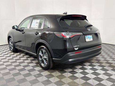 New 2026 Honda HR-V LX image 3