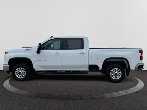 Used 2024 Chevrolet Silverado 2500 LT w/ Convenience Package AWD/4WD image 1