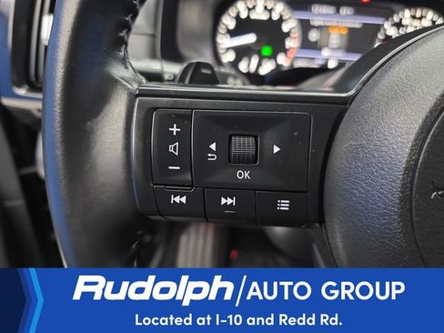Used 2025 Nissan Pathfinder SV AWD/4WD image 17