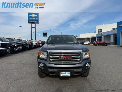 Used 2015 GMC Canyon SLE w/ SLE Convenience Package AWD/4WD image 2
