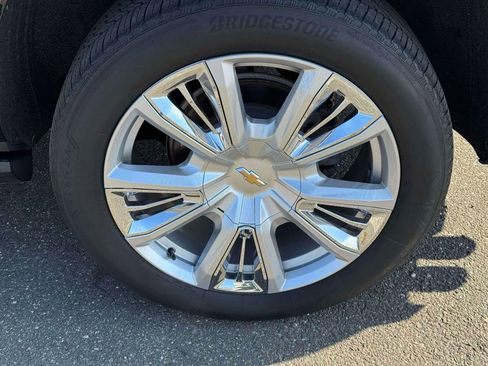 Used 2023 Chevrolet Tahoe High Country AWD/4WD image 11