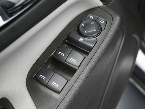 Used 2024 Chevrolet Equinox LS w/ Sport Edition image 13