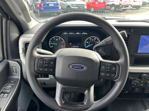 New 2026 Ford F550 4x4 Regular Cab Super Duty w/ XLT Value Package image 23
