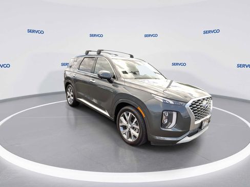 Used 2021 Hyundai Palisade Limited FWD image 2
