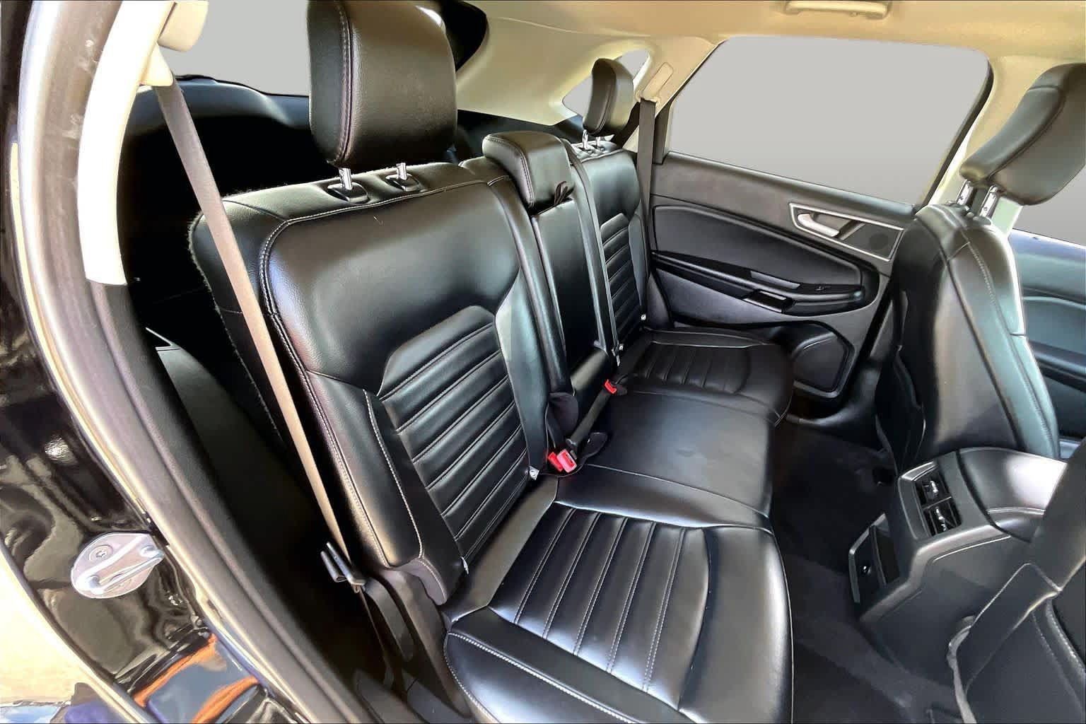 Used 2023 Ford Edge SEL AWD/4WD image 19