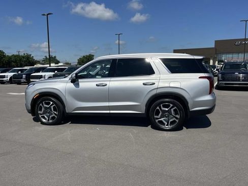 Used 2025 Hyundai Palisade SEL FWD image 8