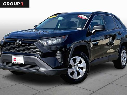 Certified 2021 Toyota RAV4 LE image 1