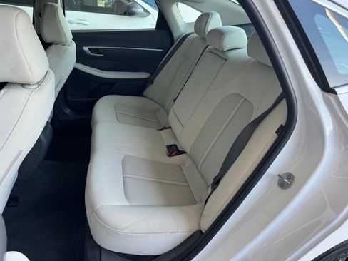Used 2025 Hyundai Sonata SEL FWD image 17