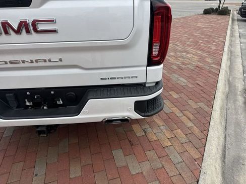 Used 2021 GMC Sierra 1500 Denali w/ Denali Ultimate Package image 12
