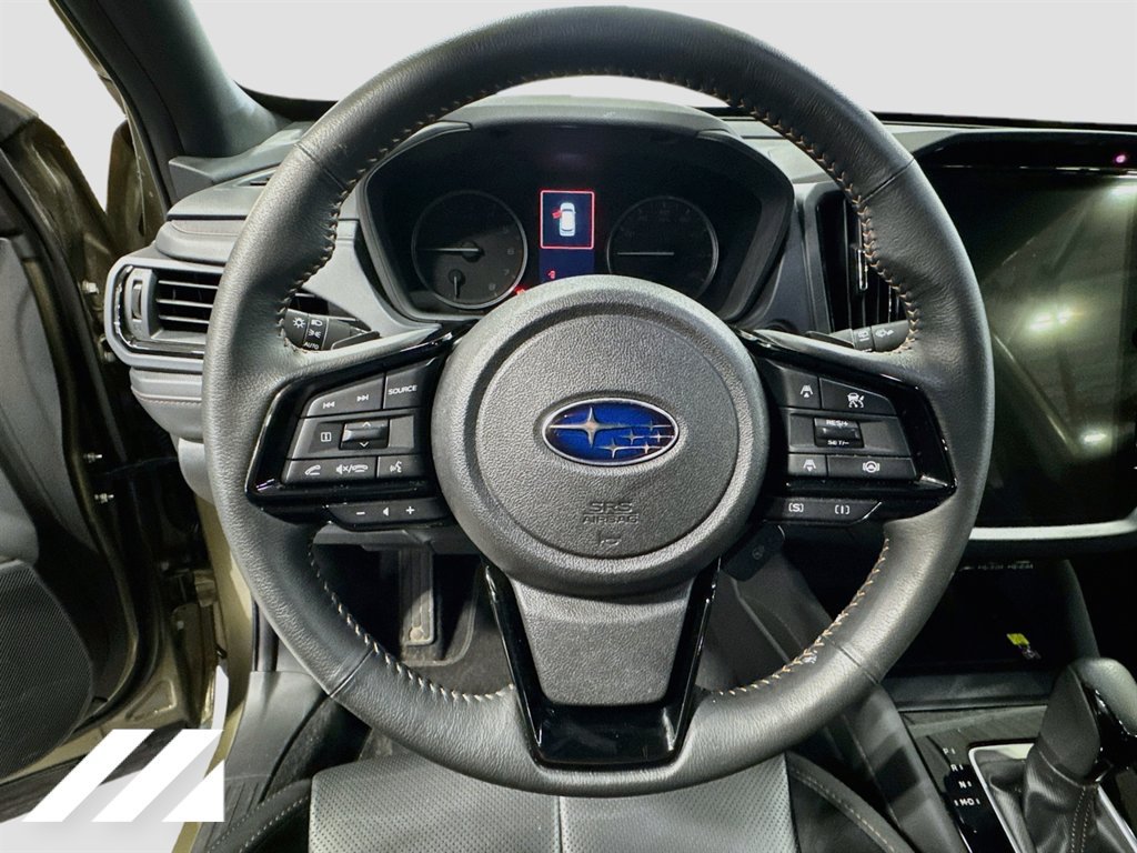 Used 2025 Subaru Forester Touring AWD/4WD image 11