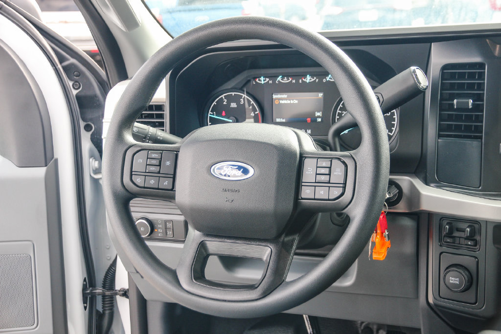New 2026 Ford F550 2WD SuperCab Super Duty image 19