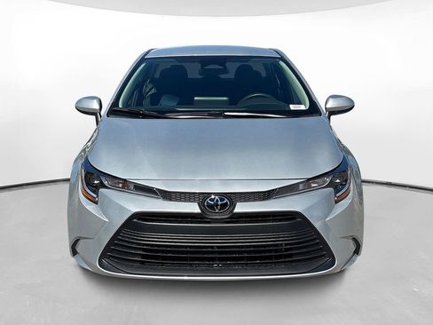 New 2026 Toyota Corolla LE image 2