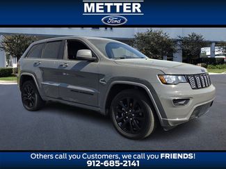 Used 2019 Jeep Grand Cherokee Altitude video 1