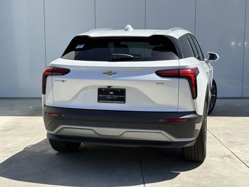 Used 2024 Chevrolet Blazer EV LT AWD/4WD image 6