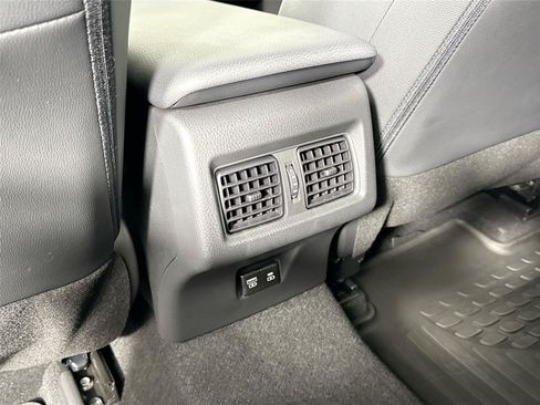 Certified 2025 Toyota Camry SE w/ Convenience Package FWD image 37