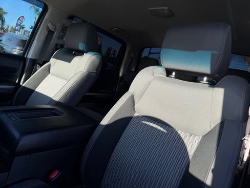 Used 2017 Toyota Tundra SR5 w/ Truck Exterior Package RWD image 15