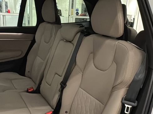 New 2026 Volvo XC90 T8 Plus w/ Protection Package Premier image 26