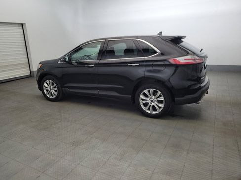 Used 2019 Ford Edge Titanium w/ Equipment Group 301A image 3