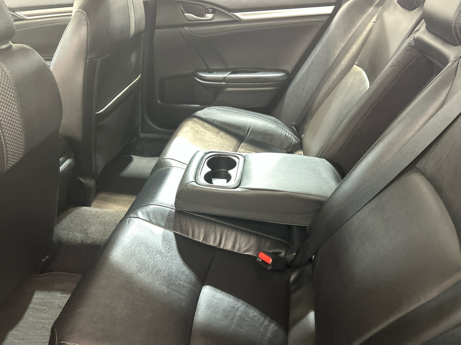 Used 2019 Honda Civic EX-L image 10