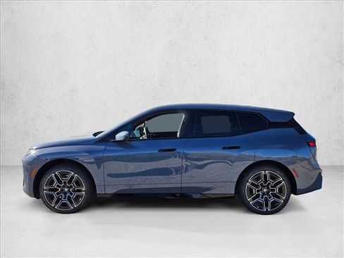 New 2026 BMW iX xDrive60 w/ M Sport Package image 5