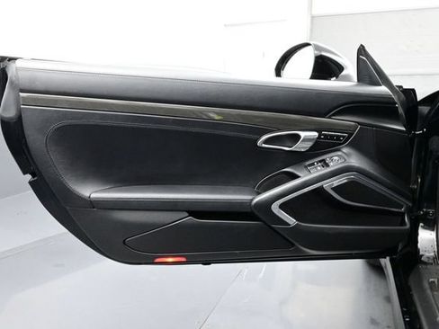 Certified 2017 Porsche 911 Turbo S AWD/4WD image 7