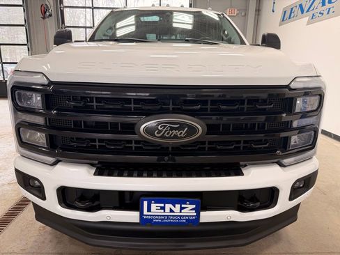 Used 2023 Ford F250 Lariat w/ Lariat Ultimate Package image 3