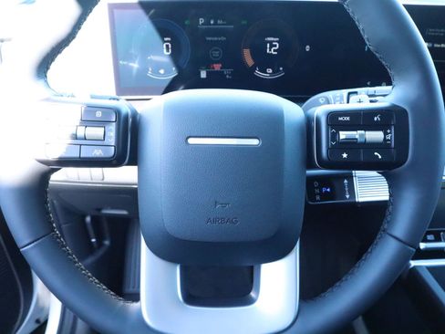 New 2026 Hyundai Santa Fe SE FWD image 11