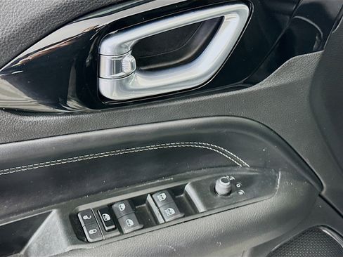 Used 2022 Jeep Compass Altitude image 15