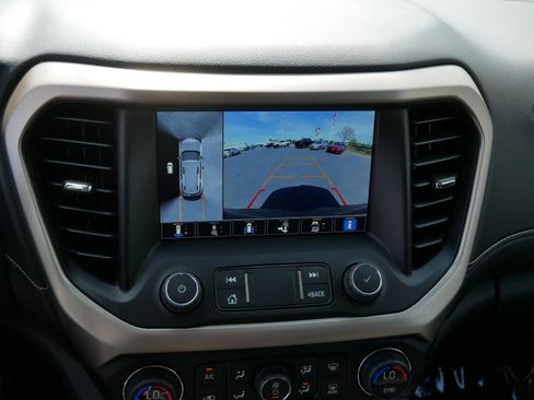 Used 2023 GMC Acadia Denali w/ Denali Ultimate Package AWD/4WD image 19