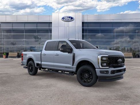 New 2026 Ford F250 Lariat w/ Black Appearance Package AWD/4WD image 9